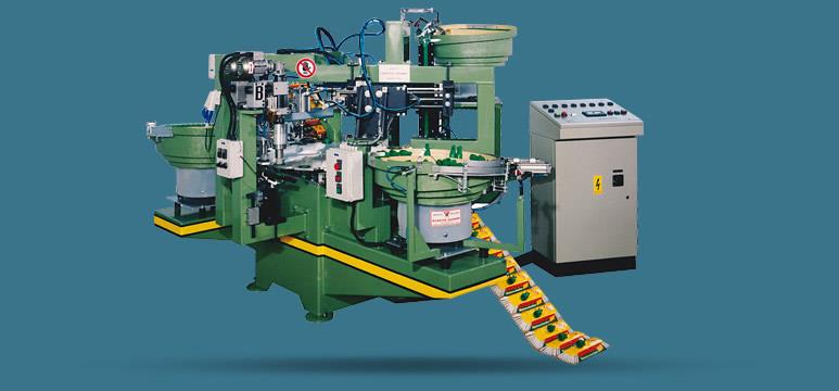 <span>B-108</span>: Automatic Assembly Machine for swivel floor scrub